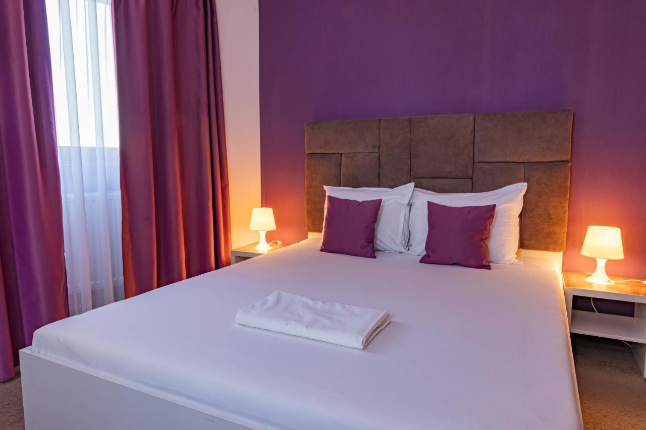 Hotel Bordeaux Galaţi Extérieur photo