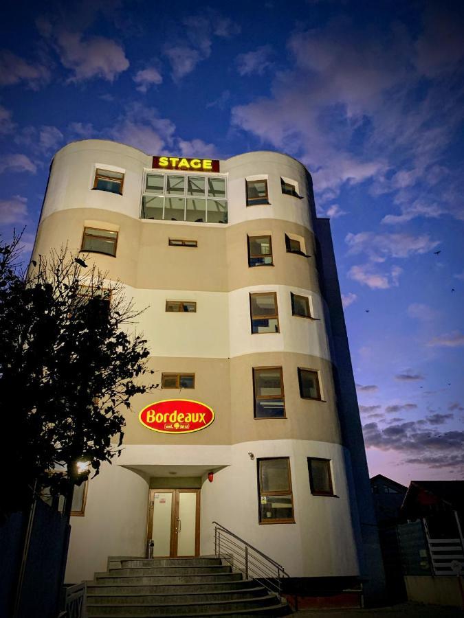 Hotel Bordeaux Galaţi Extérieur photo
