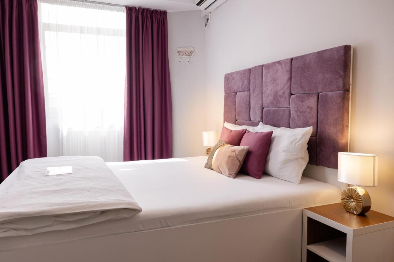 Hotel Bordeaux Galaţi Extérieur photo