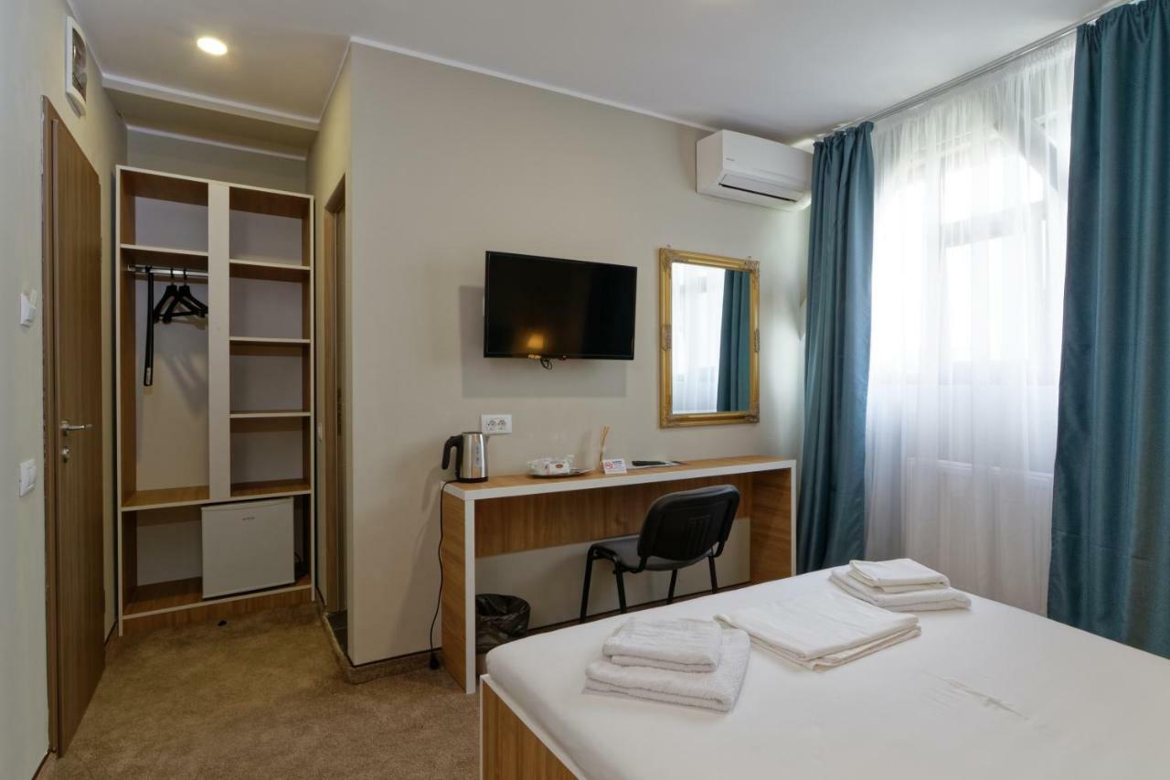 Hotel Bordeaux Galaţi Extérieur photo